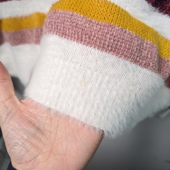 Cupcakes and Cashmere Rach Striped Sweater Sz M - Picture 5 of 12